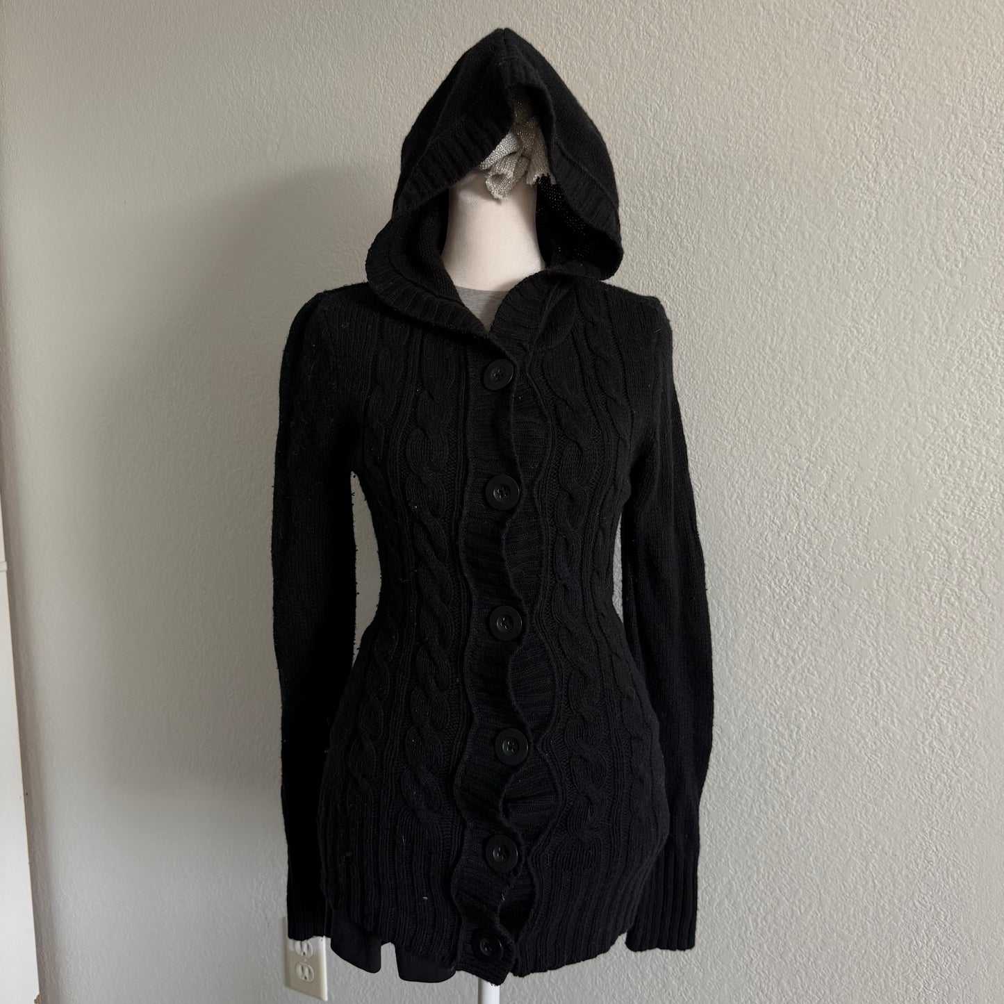 Black cable stitch fitted sweater