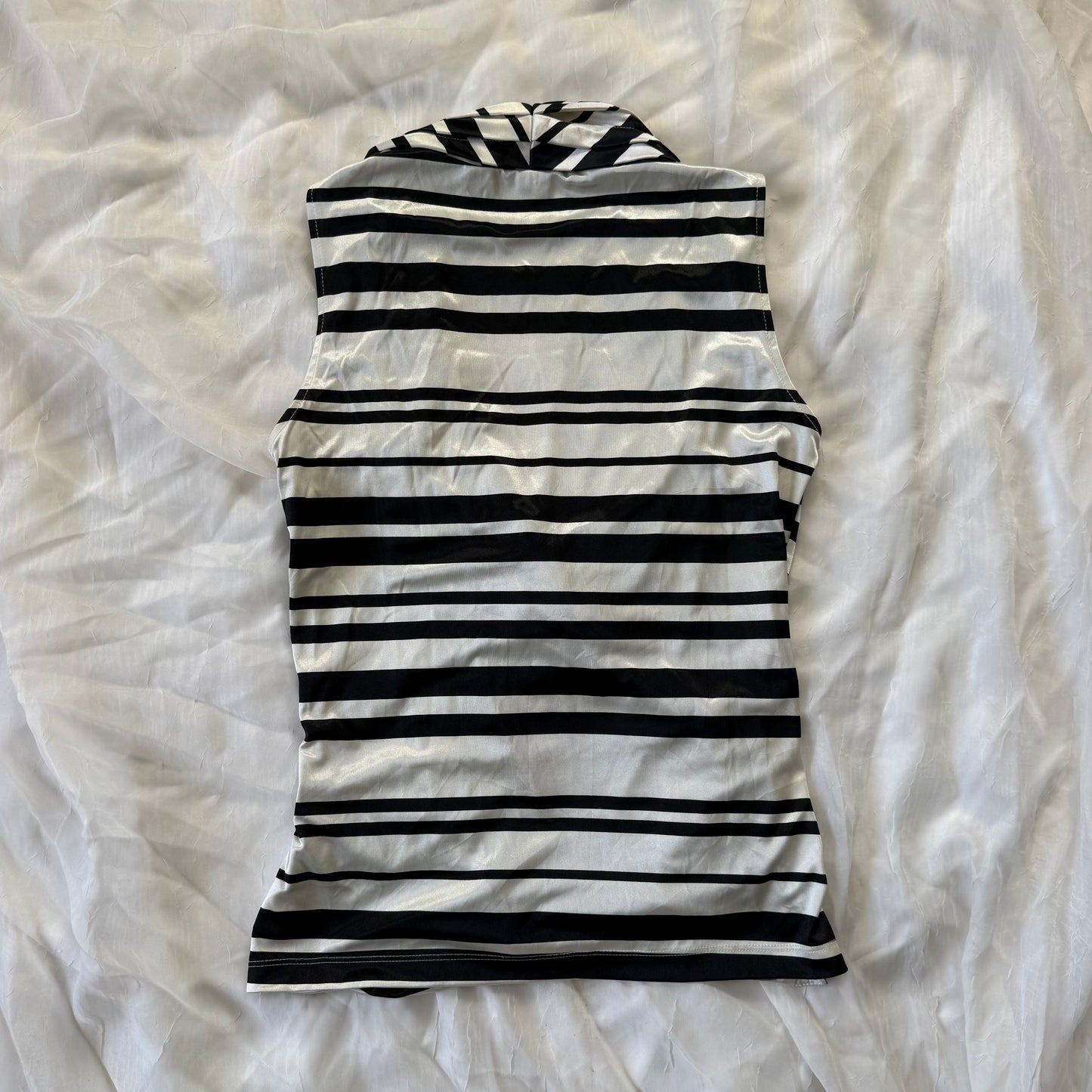 Striped office siren top